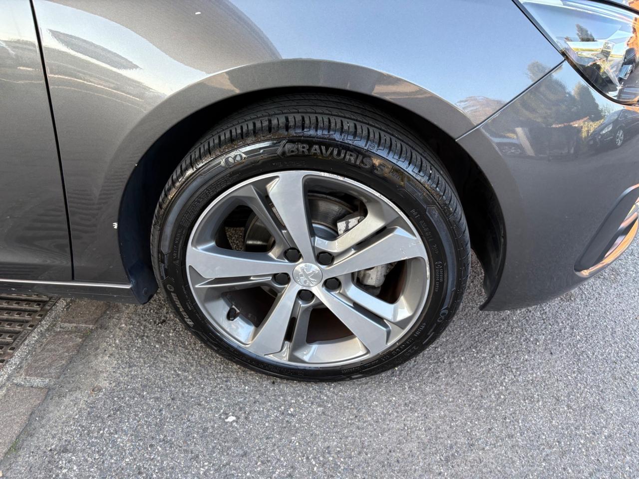 Peugeot 308 BlueHDi 130 S&S SW GT Line