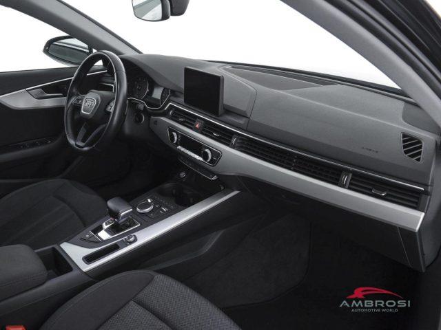 AUDI A4 2.0 TDI 150 CV S tronic Business