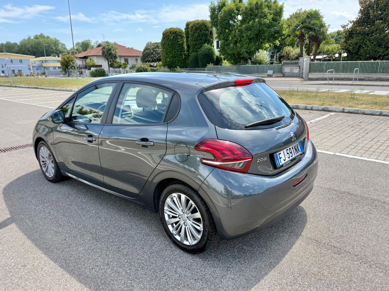 Peugeot 208 PureTech 82 5Porte*Cerchi*Led*Apps Connect