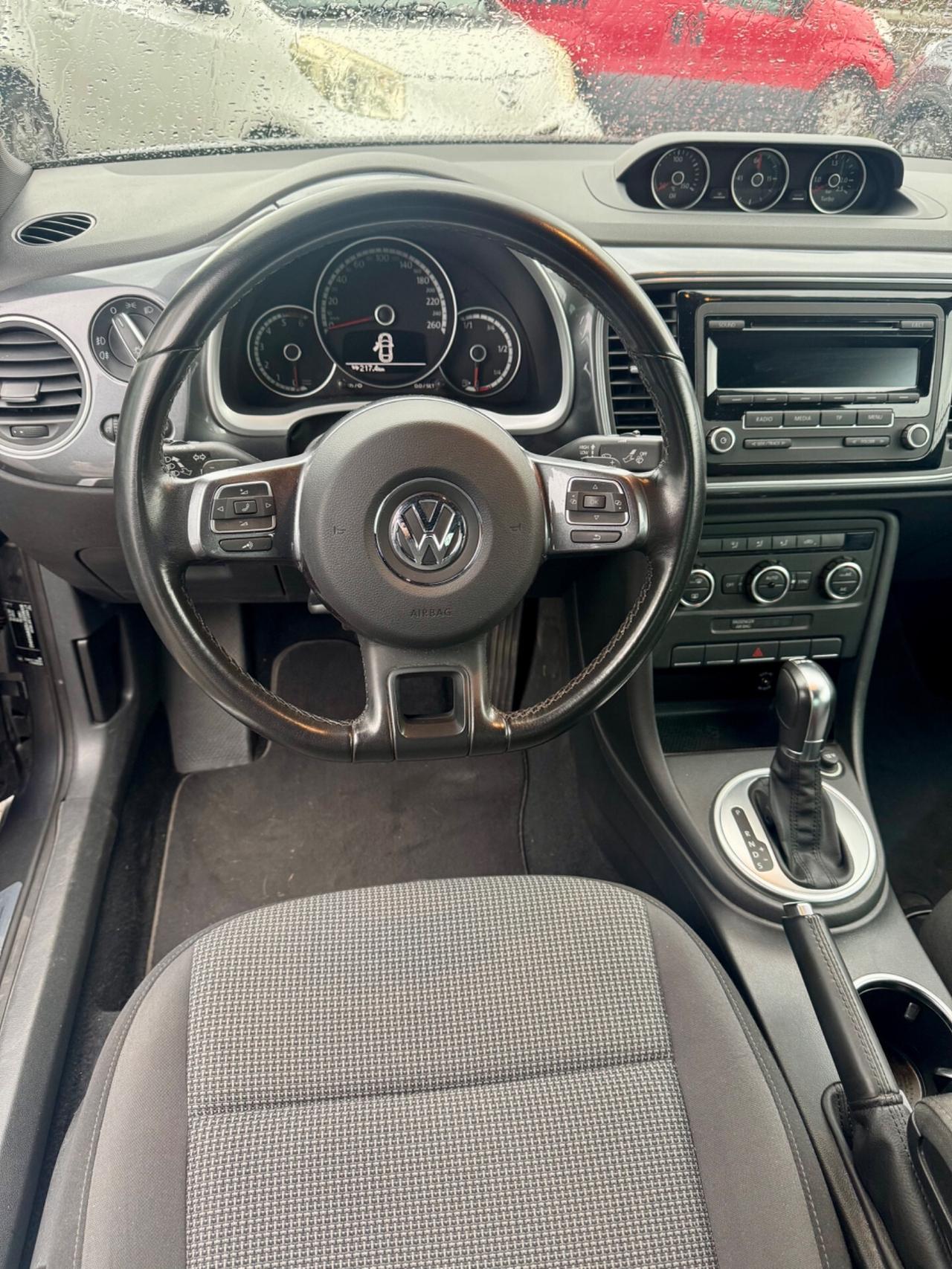 Volkswagen Maggiolino 2.0 TDI DSG Sport