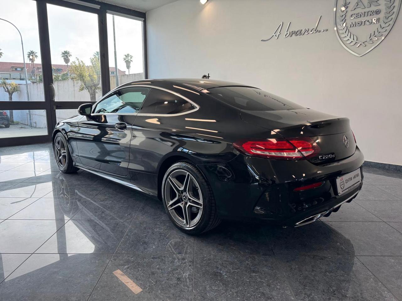 Mercedes C 220 D Coupè Amg Premium Plus Cockpit Full