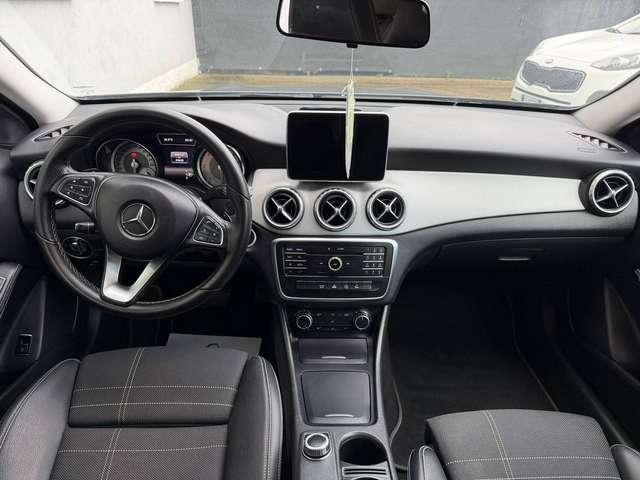 Mercedes-Benz GLA 180 GLA-X156 180d (cdi) Sport auto