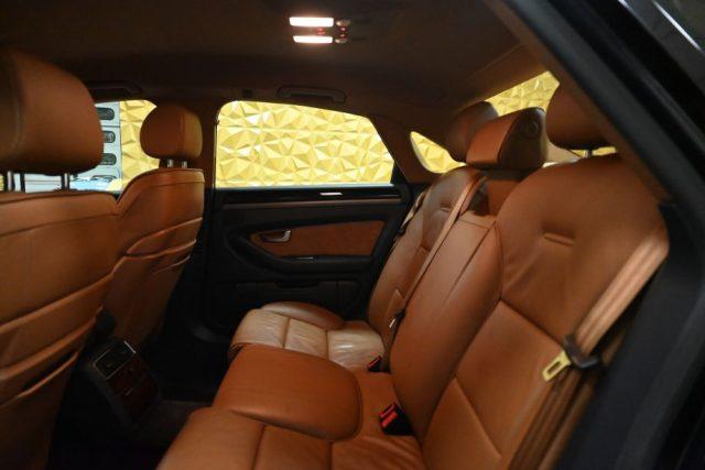 AUDI A8 3.0 V6 TDI Q.TIP.NAVI PELLE EXCLUSIVE SOSPENS.FULL