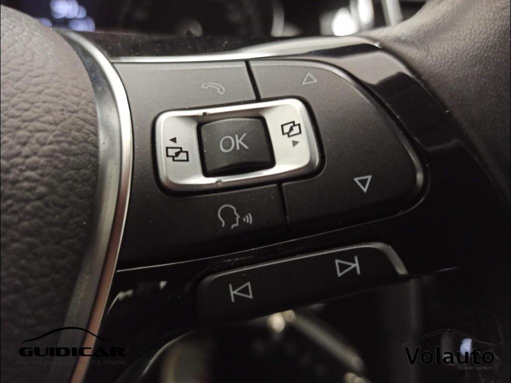 VOLKSWAGEN Golf VII 2013 - Golf 5p 1.4 tgi Highline