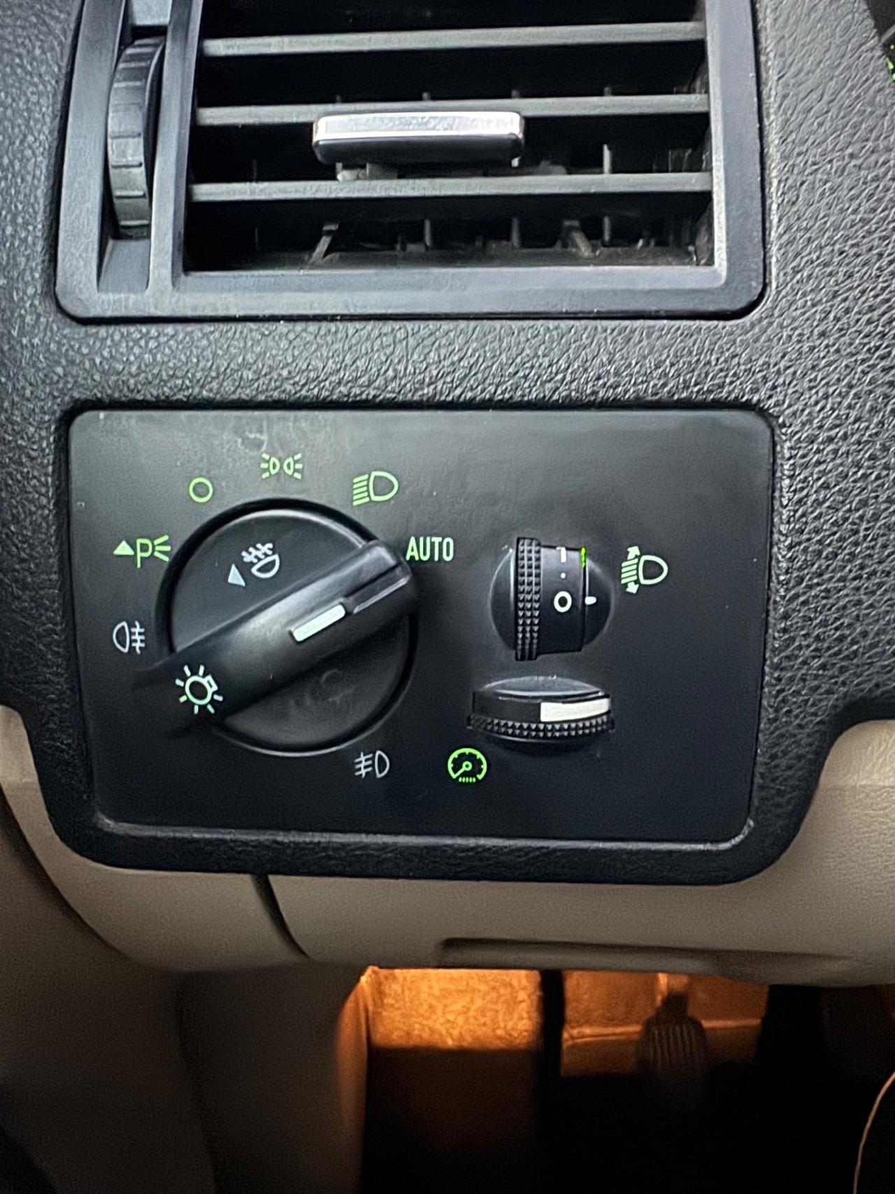 Ford Focus C-Max 1.6 TDCi INTERNI IN PELLE