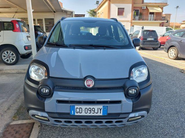 FIAT Panda 1.0 FireFly S&S Hybrid City Cross Neopatentati