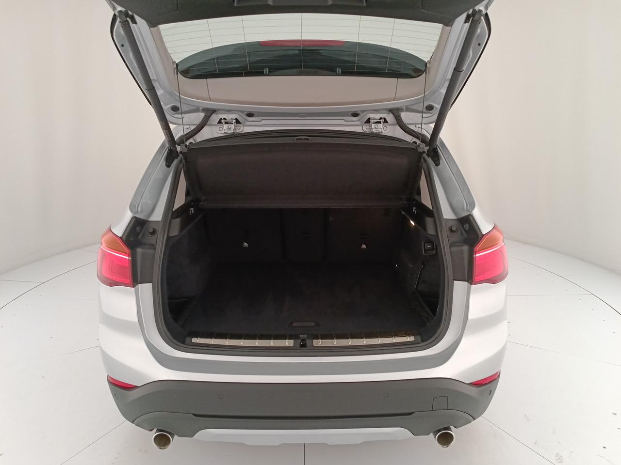BMW X1 F48 - X1 xdrive20d xLine auto