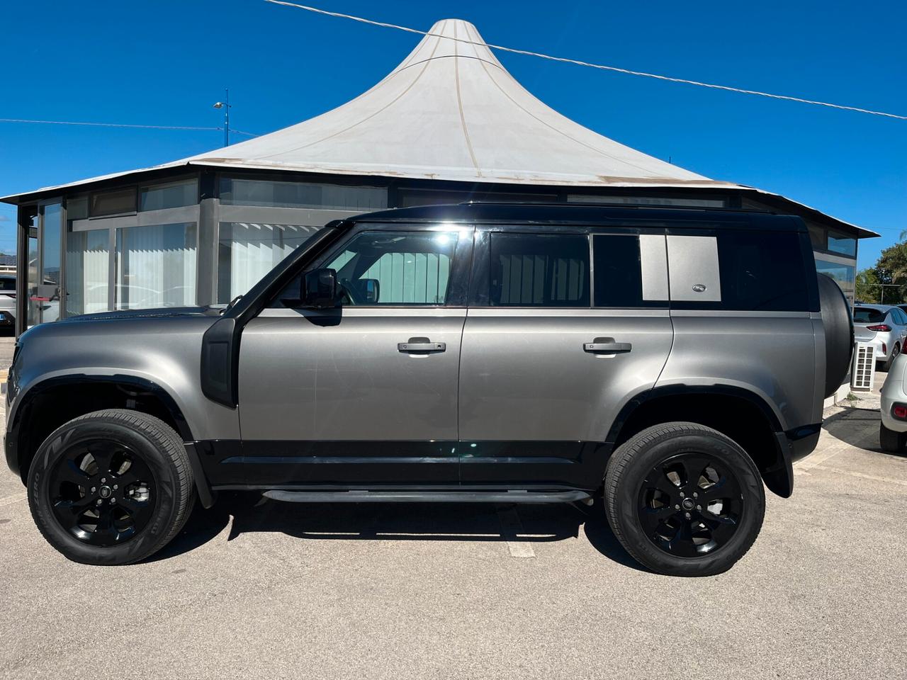 Land Rover Defender 110 3.0D I6 200 CV AWD Auto X-Dynamic SE omologato autocarro