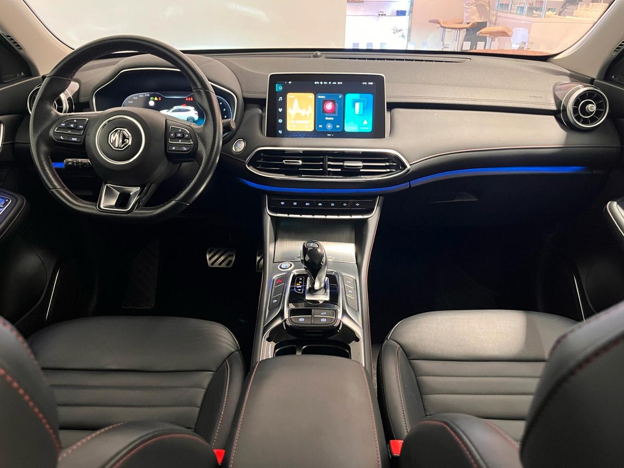 MG HS 1.5T-GDI AT Luxury