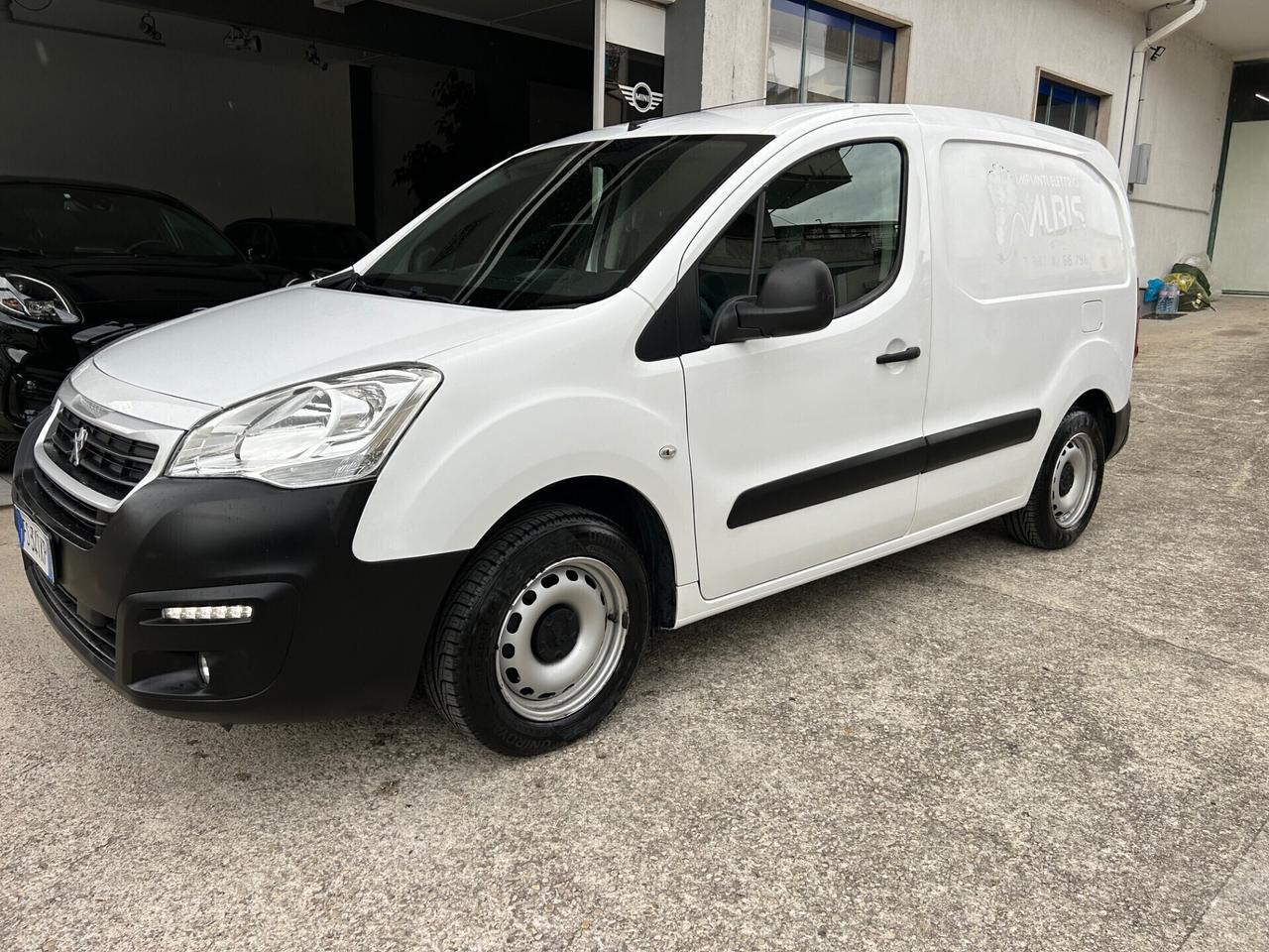 Peugeot PARTNER 1.6 HDI 3 POSTI “ COME NUOVO”