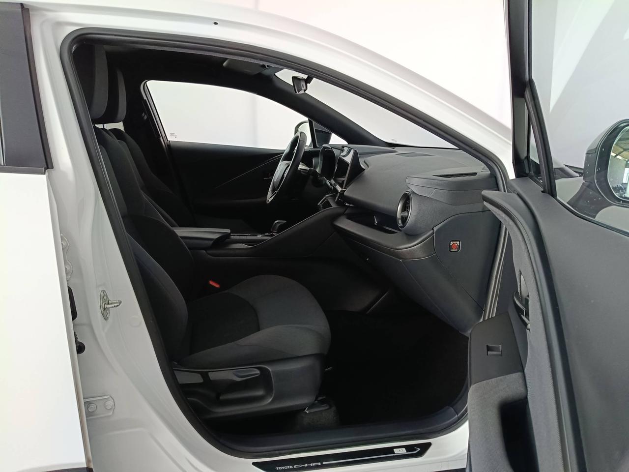 TOYOTA C-HR II 2023 - C-HR 1.8 hev Trend fwd e-cvt