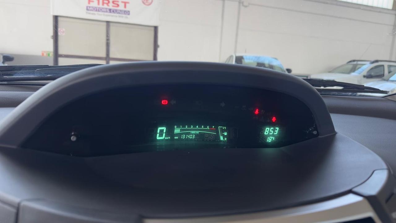 Toyota Yaris 1.0 5 porte Sol