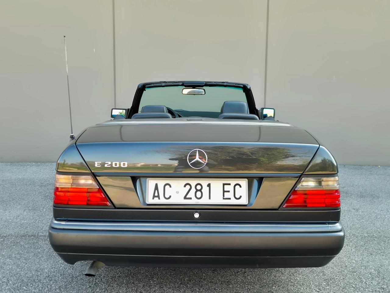Mercedes-benz E-Series E 200 cat Cabriolet