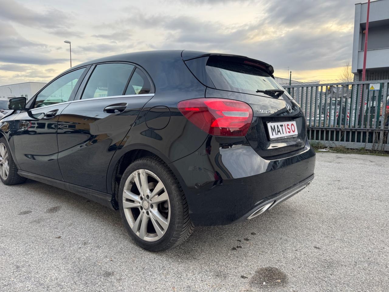 Mercedes-benz A 180d VENDUTA abbinata con bmw 316D