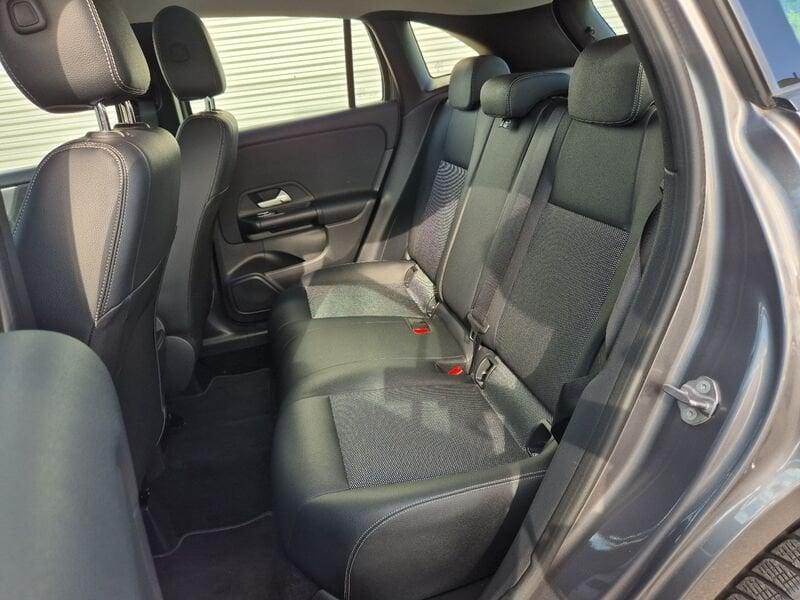Mercedes-Benz GLA GLA 180 d Automatic Business