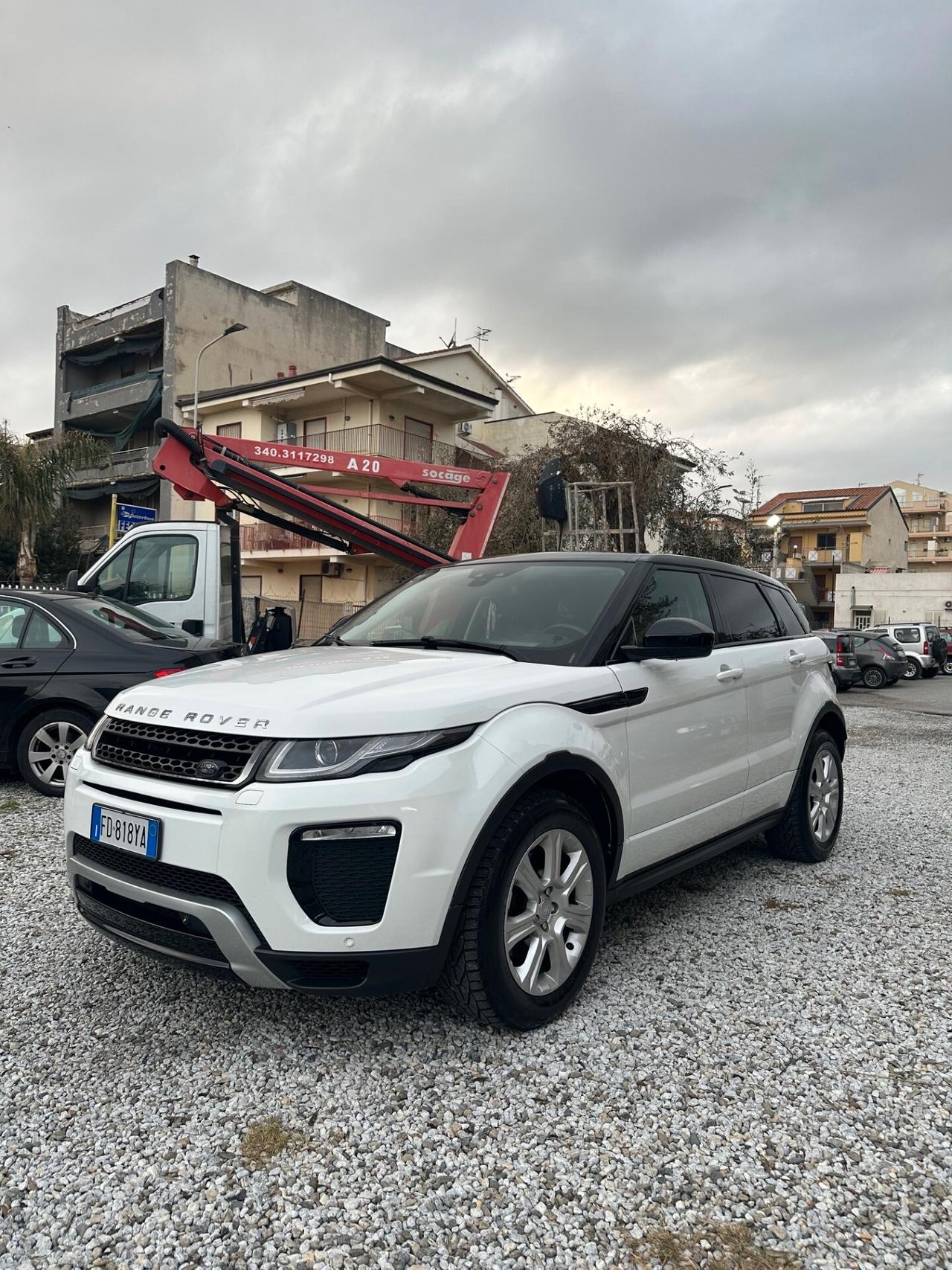 Land Rover Range Evoque 2.0 TD4 180 CV 5p. SE Dynamic