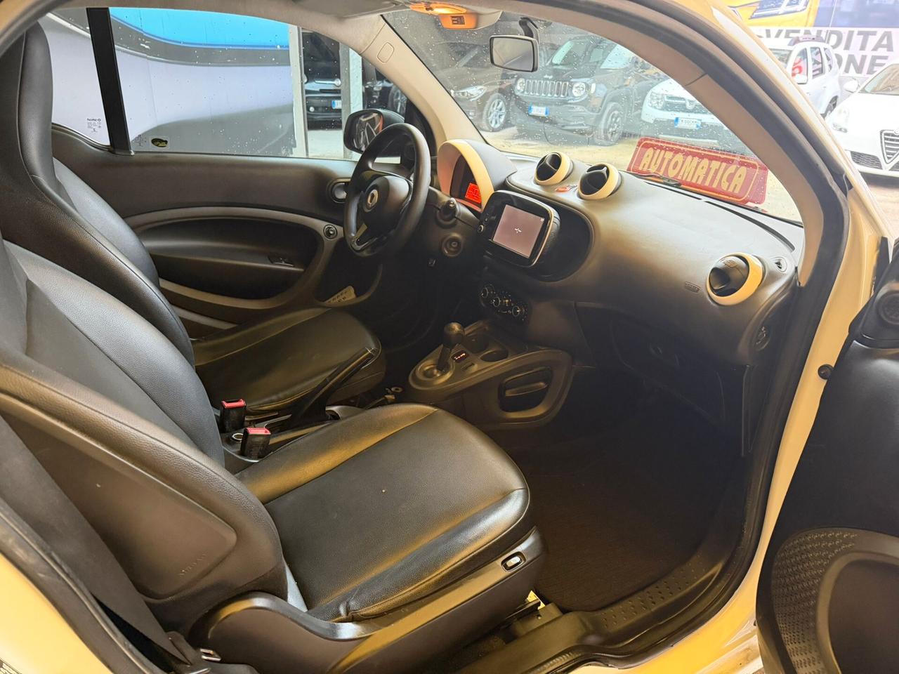 Smart ForTwo 1.0c benzina 12 mesi garanzia-2015