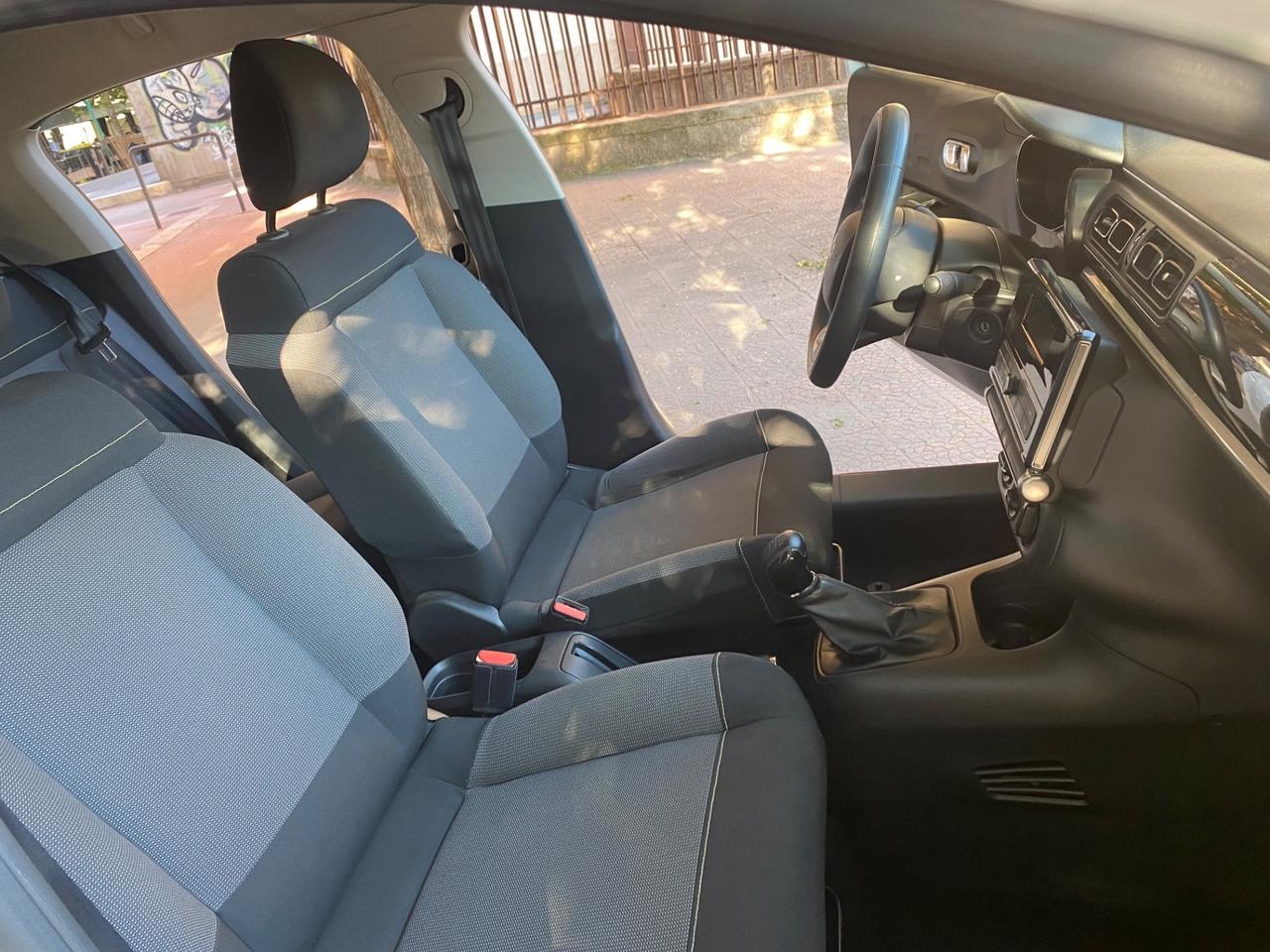 Citroen C3 PureTech 82 GPL Shine