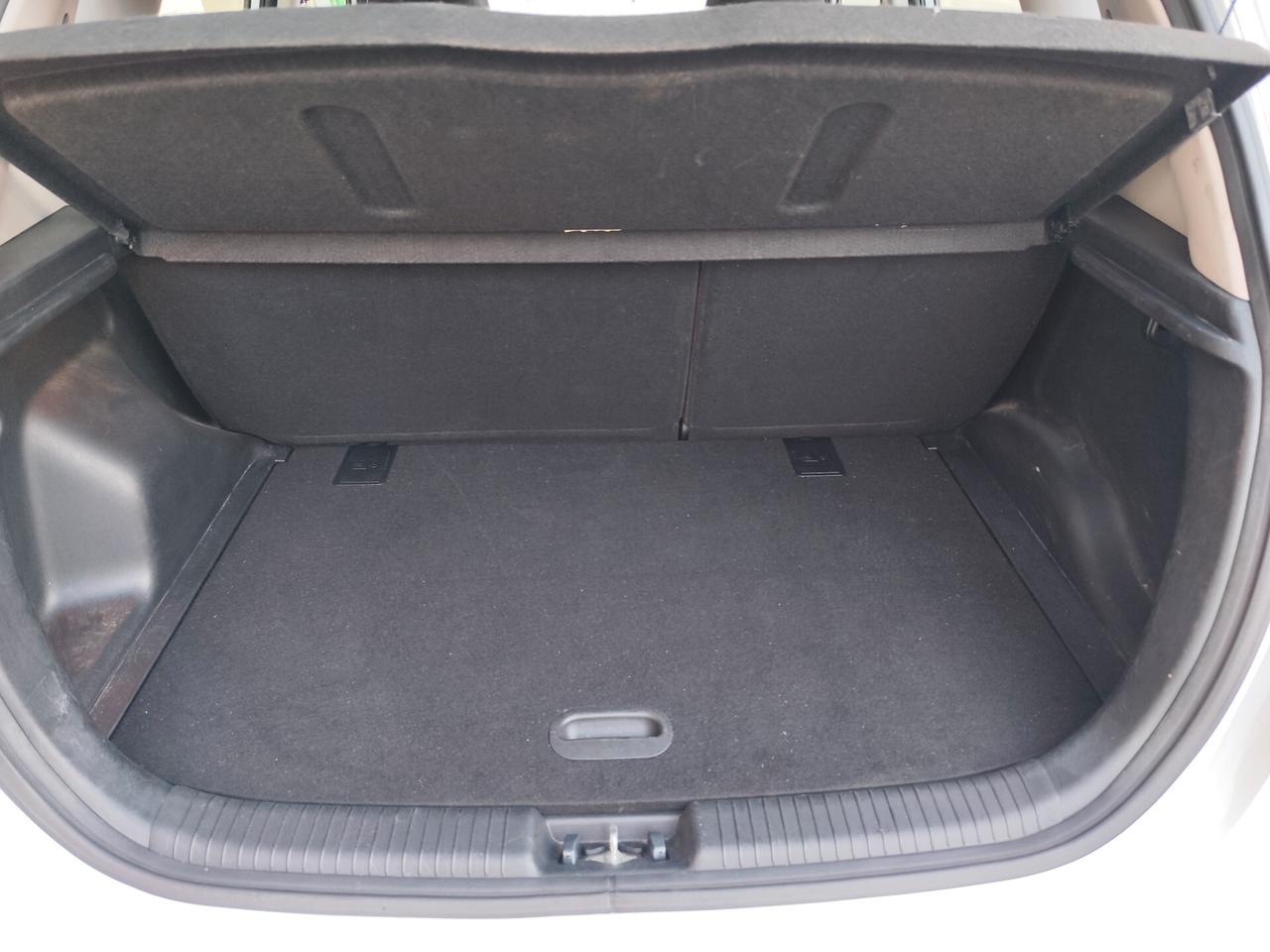 Kia Venga 1.4 CRDi 90CV *TETTO APRIBILE*