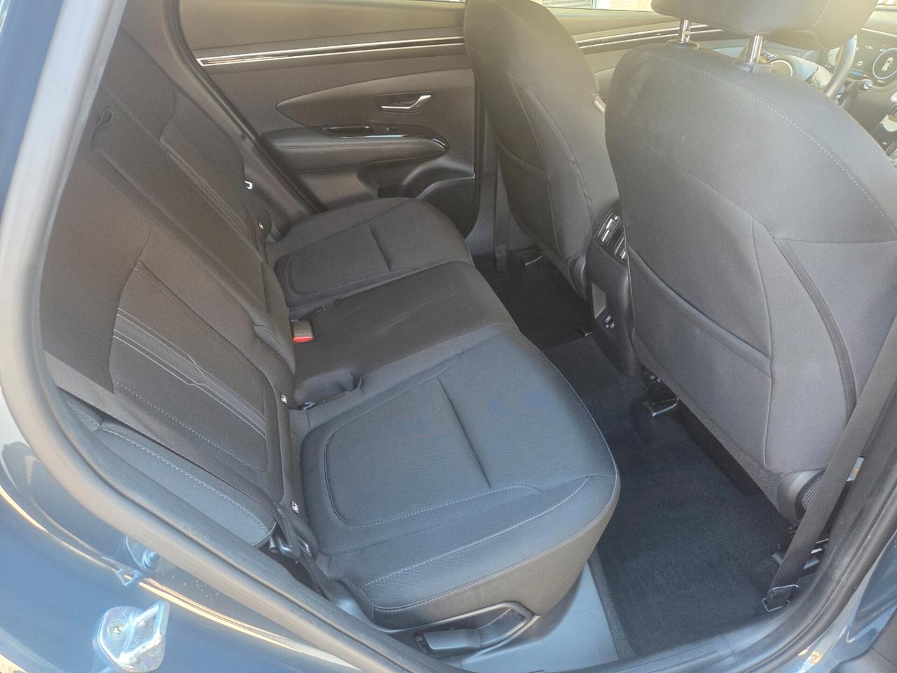 HYUNDAI TUCSON ANNO 2022 SOLI KM 120000 CERTIFICATI