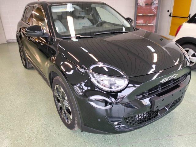 FIAT 600 Hybrid 100 CV DCT MHEV La Prima