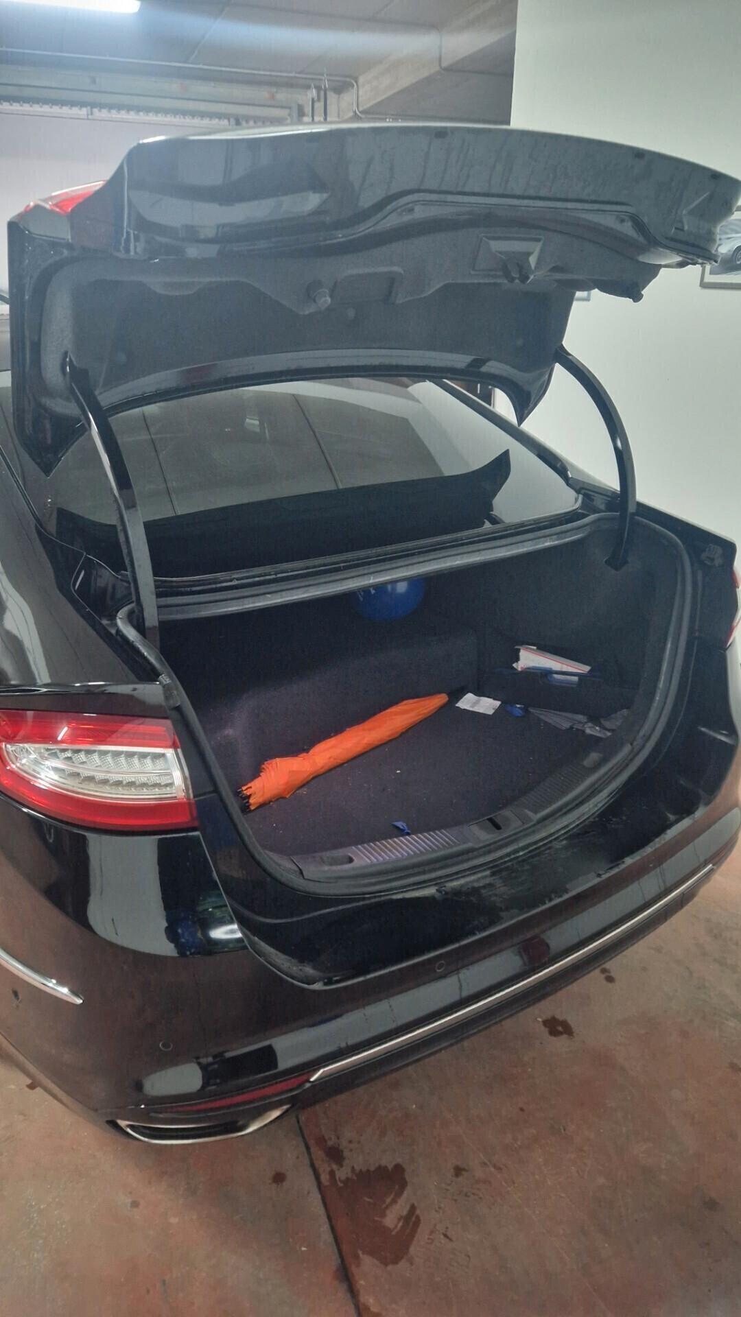 Ford Mondeo Full Hybrid 2.0 187 CV eCVT 4 porte Vignale