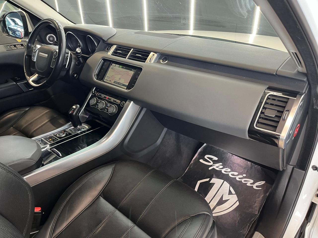 Range Rover Sport 3.0 TDV6 HSE Dynamic 7 POSTI