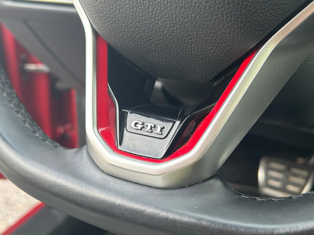 Volkswagen Golf GTI Ultimate 2.0 TSI GTI #9702