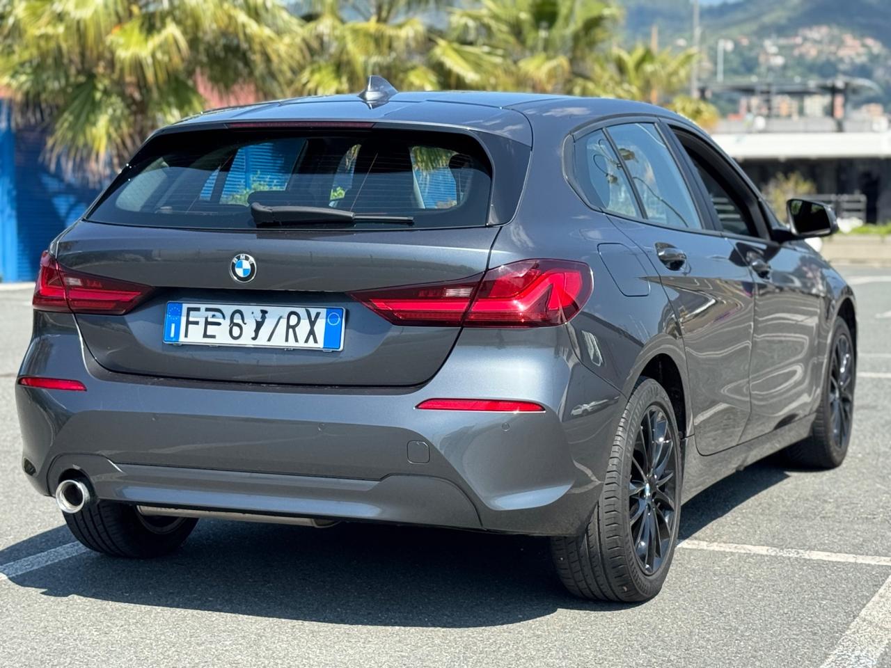 BMW 116D LUXURY AUTOMATICA GARANZIA! PERMUTABILE