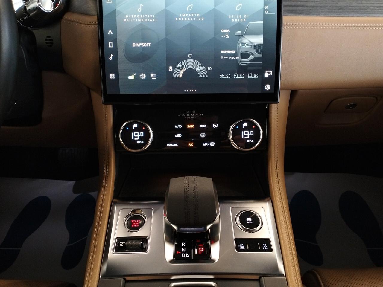 Jaguar F-Pace 2.0 D 204 CV AWD aut. SE