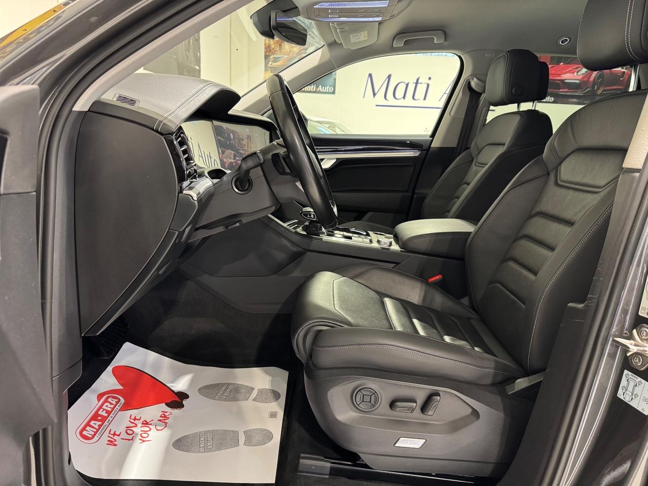 Volkswagen Touareg 3.0 V6 TDI SCR Atmosphere