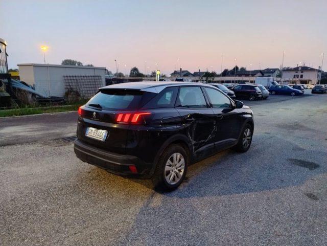 PEUGEOT 3008 PureTech Turbo 130 S&S EAT8 Active Pack