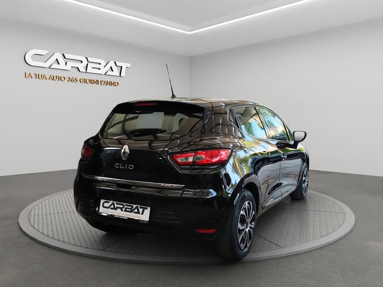 Renault Clio TCe 12V 90 CV GPL 5 porte Moschino Life