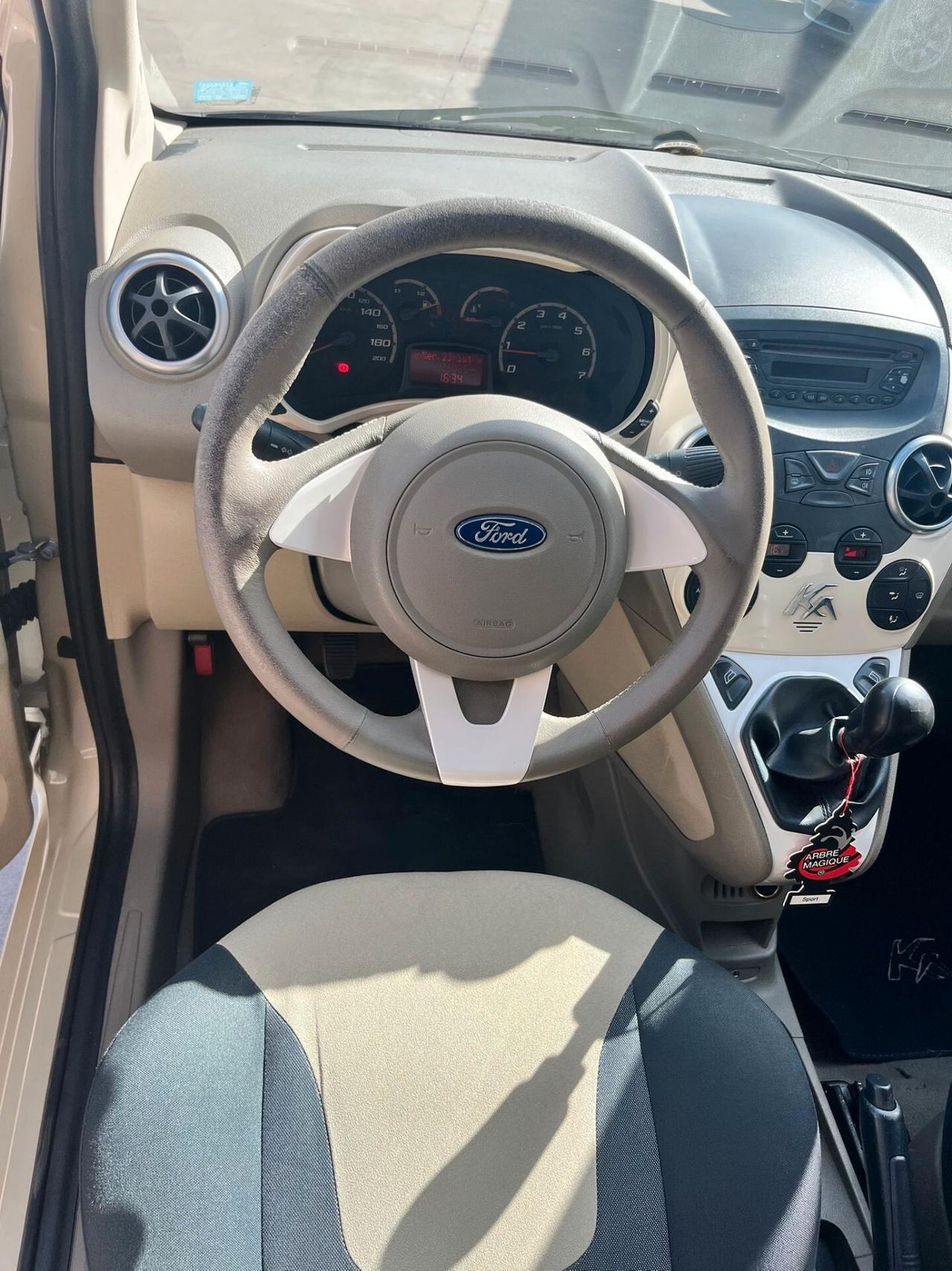 Ford Ka 1.3 TDCi 75CV Titanium