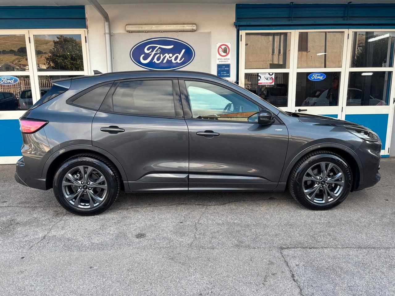 Ford Kuga 2.0 EcoBlue 120 CV aut. 2WD ST-Line