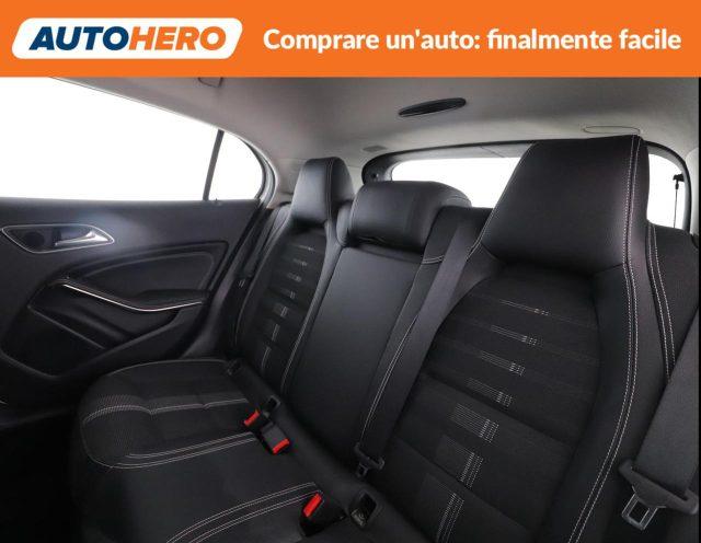 MERCEDES-BENZ GLA 220 Automatic 4Matic Sport