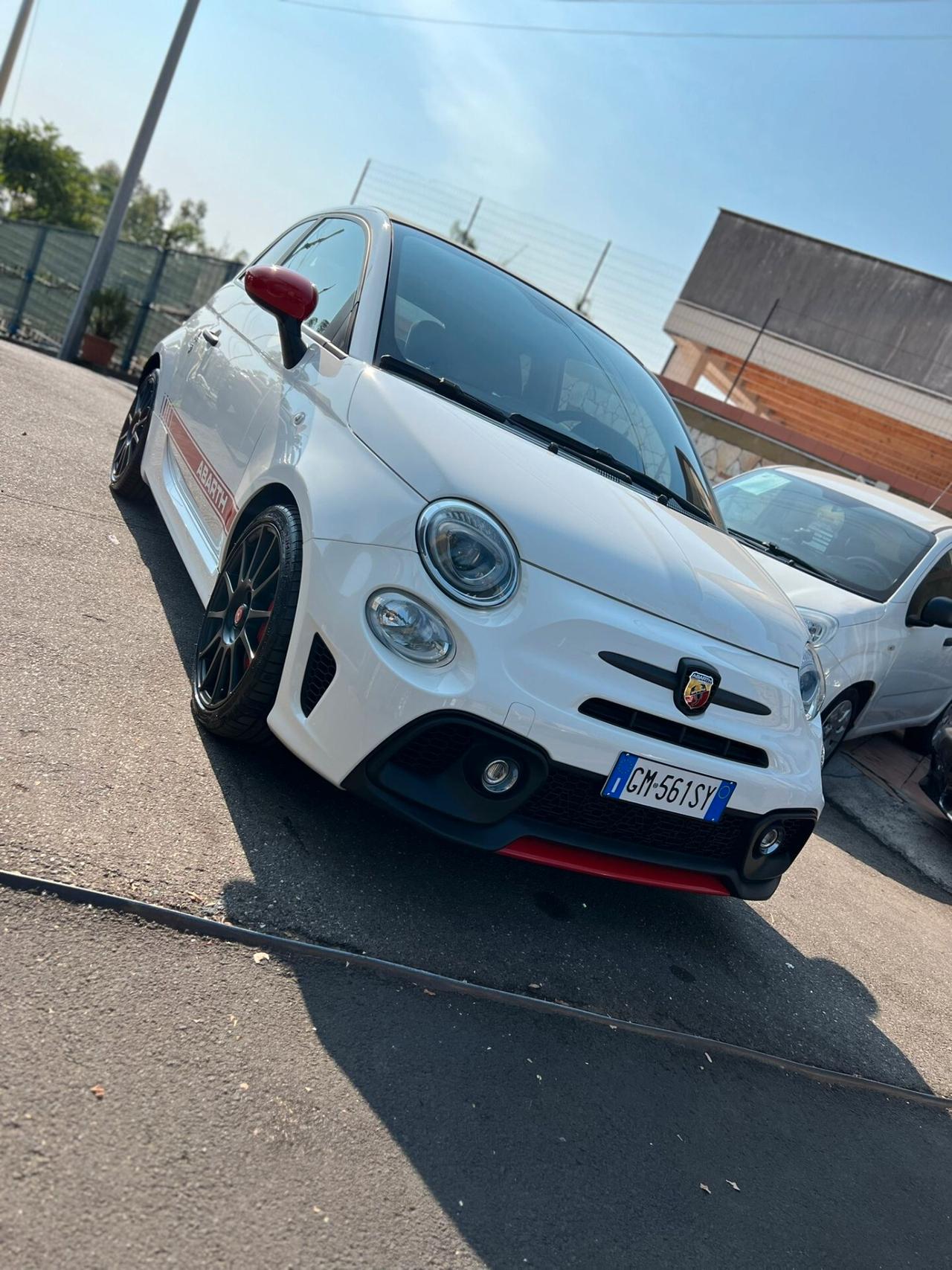 Abarth 595 C 1.4 Turbo T-Jet 180 CV Competizione