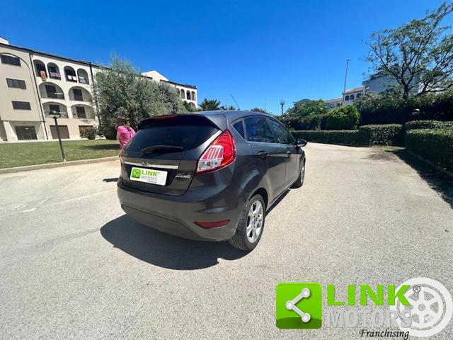 FORD Fiesta Titanium