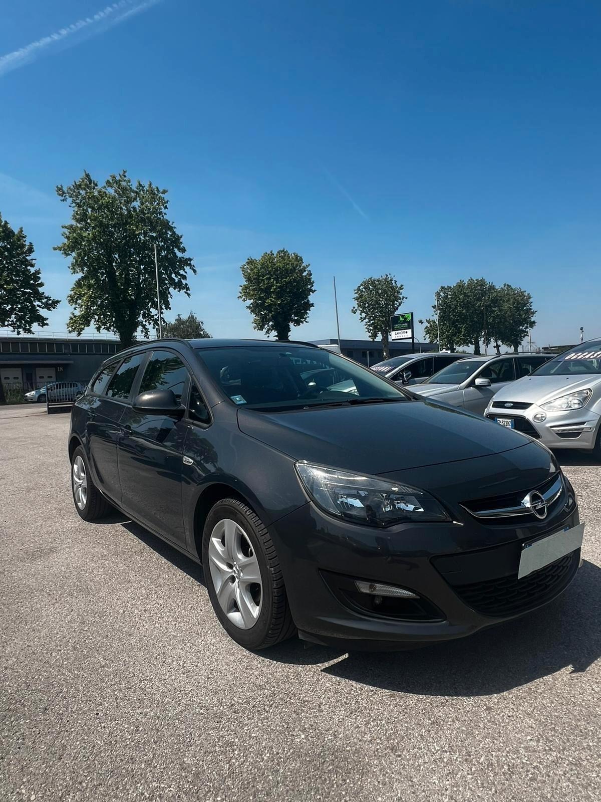 Opel Astra 1.6 business