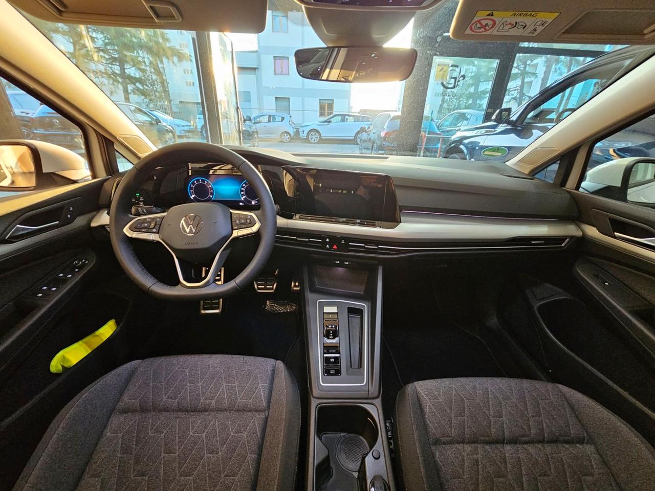 Volkswagen Golf ETSI MOVE LIFE C.16 Tetto Led Matrix Clima3Zone