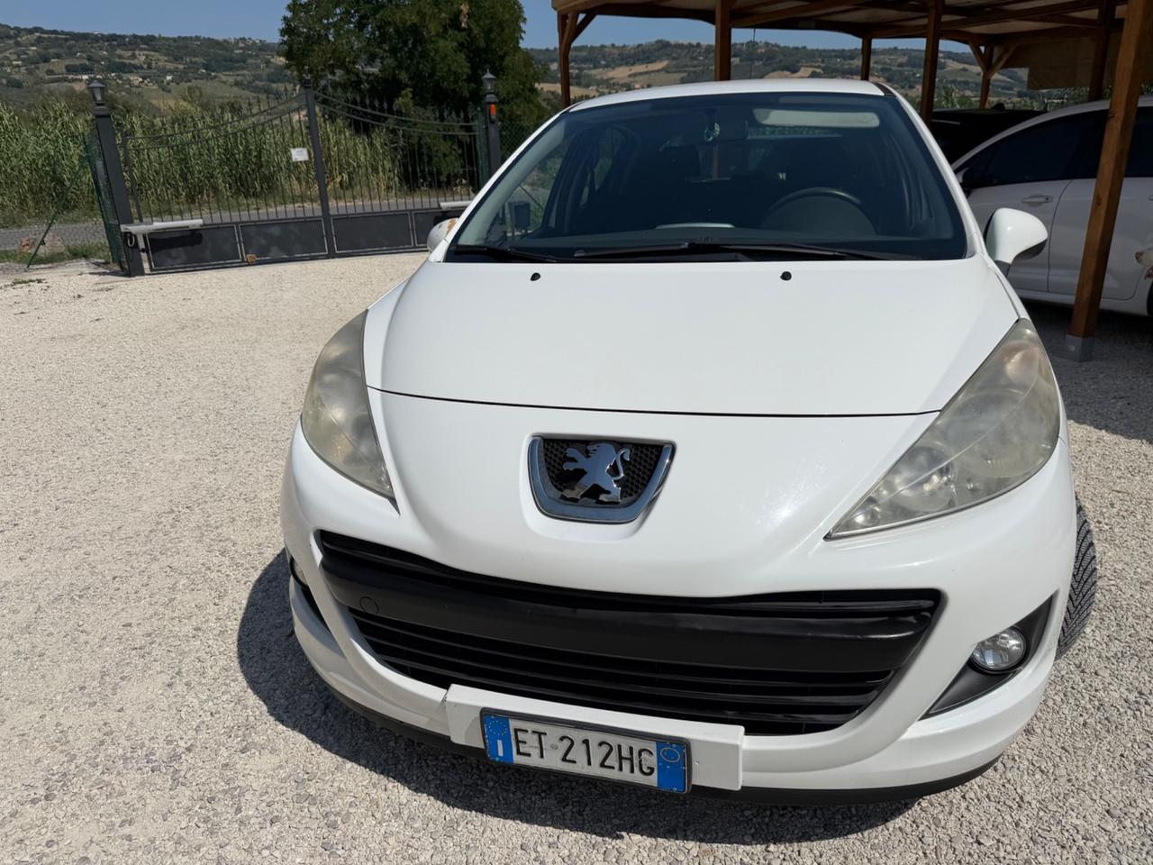 Peugeot 207 Plus 1.4 HDi 70CV 5 porte
