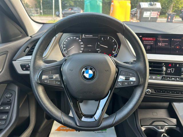 BMW 118 d 5p. Advantage