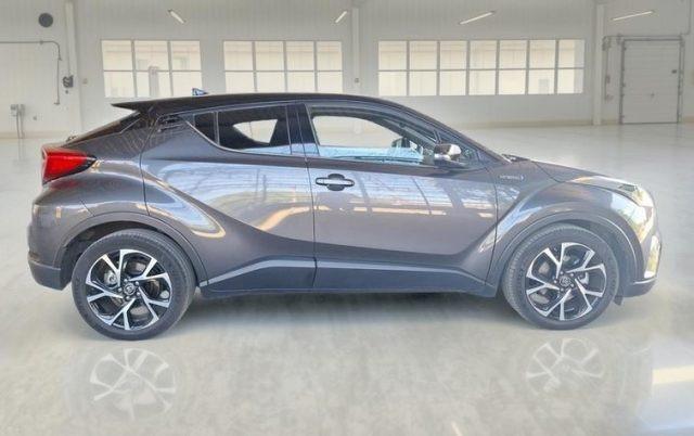 TOYOTA C-HR 1.8 Hybrid E-CVT Dynamic