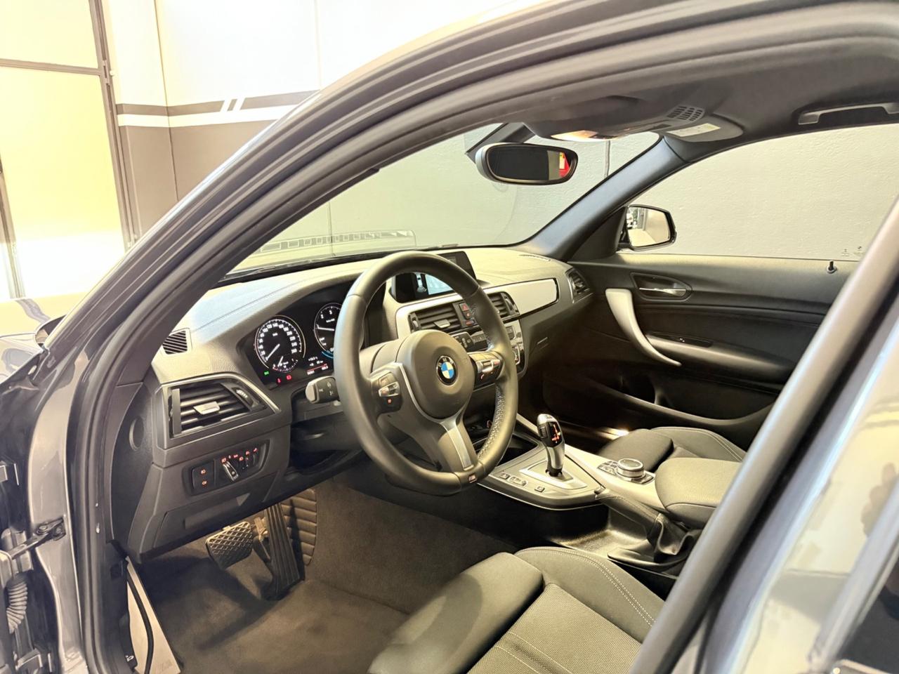 Bmw 118 118d 5p. Msport