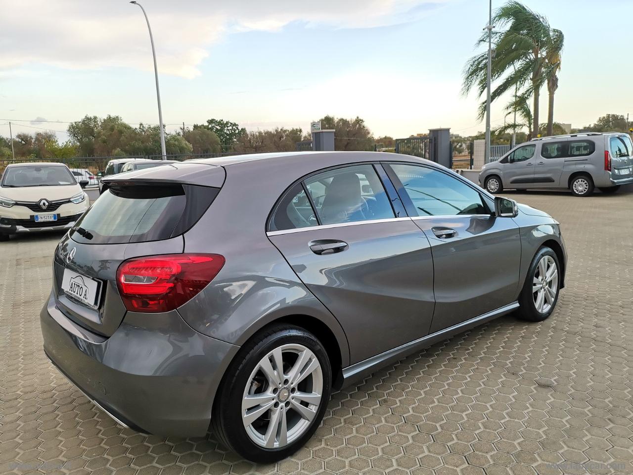 MERCEDES-BENZ A 180 d Automatic Sport