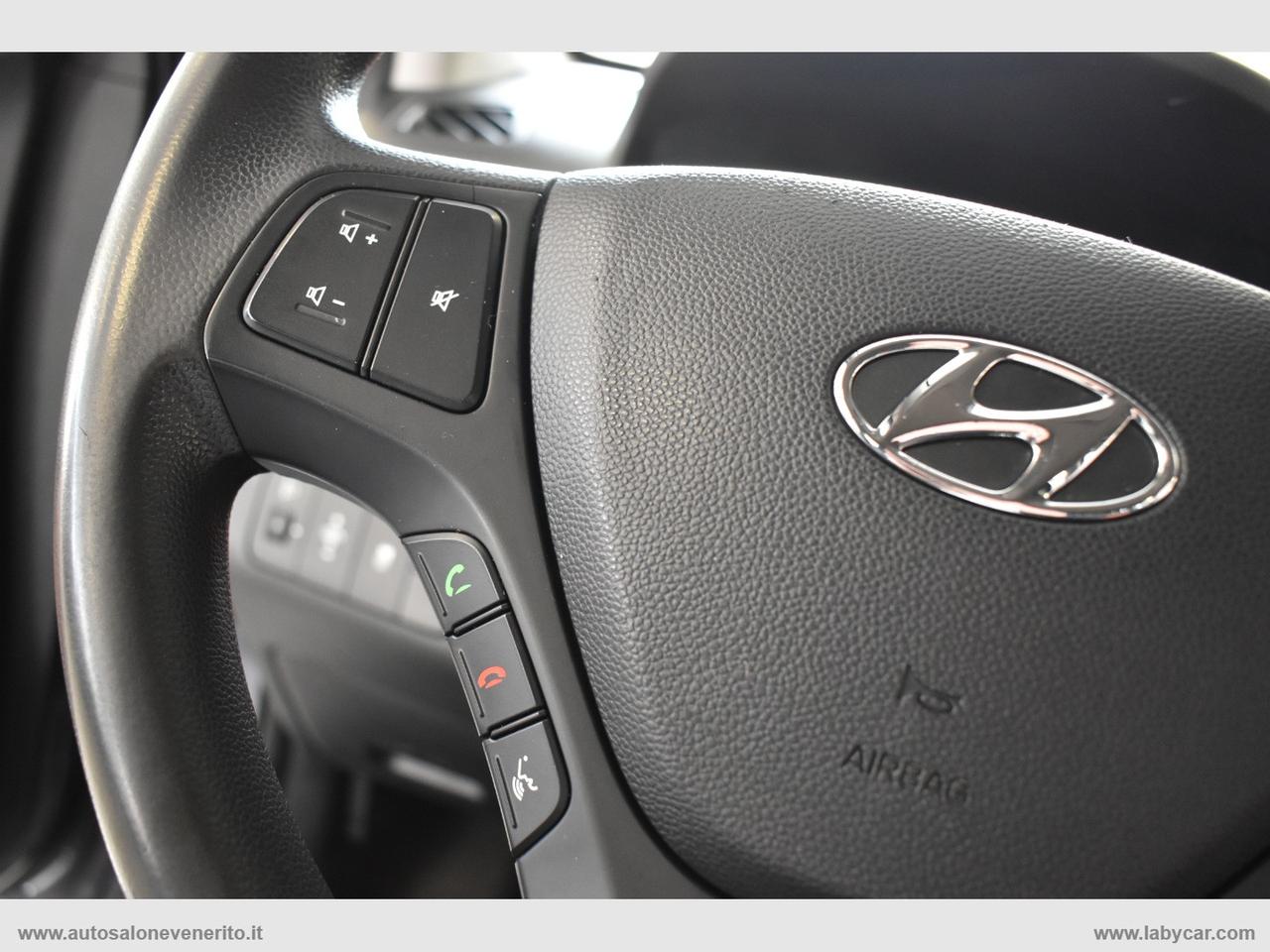 HYUNDAI i10 1.0 MPI Sound Edition A/T