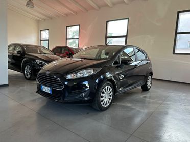 Ford Fiesta 1.2 60CV 5 porte Black & White Edition