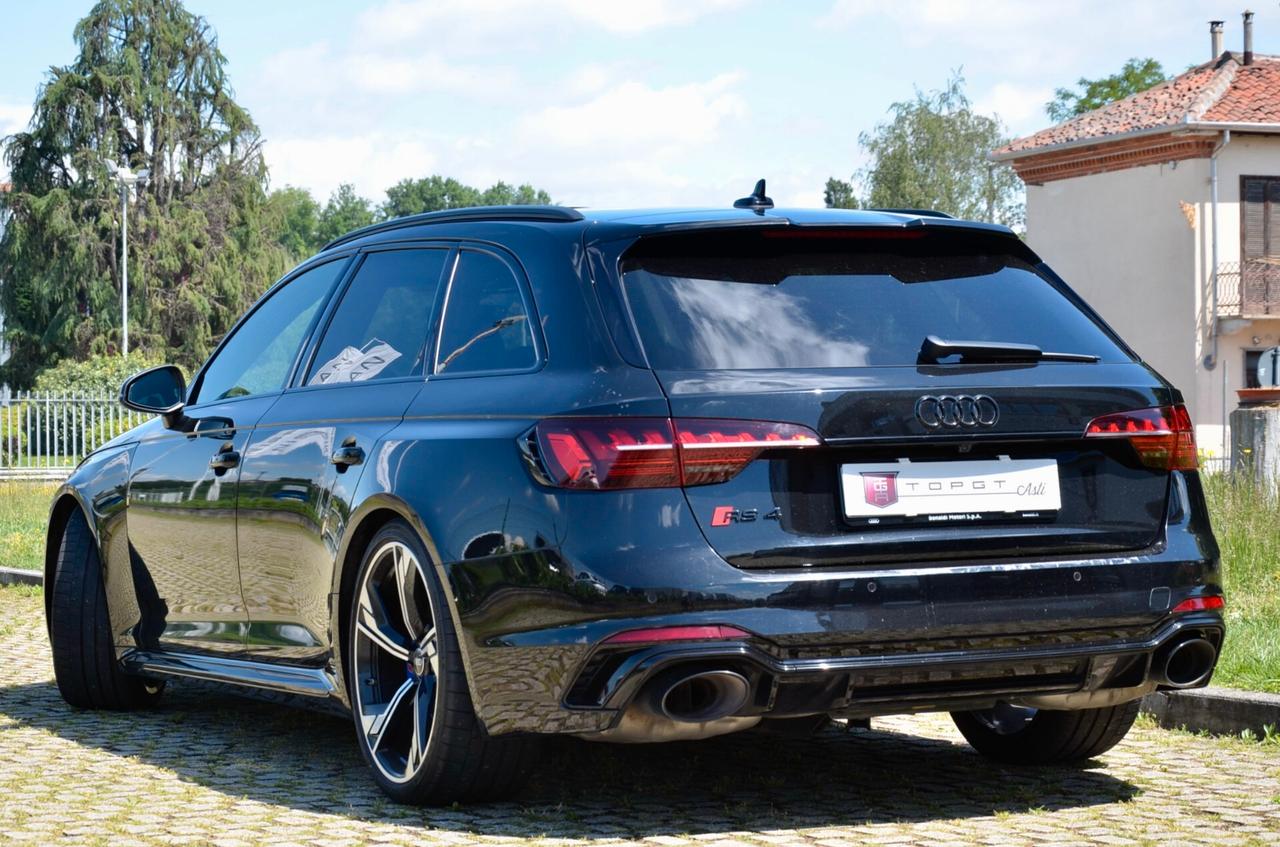 AUDI RS4 AVANT 2.9 TFSI QUATTRO 450cv TIPTRONIC, GARANZIA AUDI 9/27, CARBOCERAMICA, TETTO, B&O, DYNAMIC PLUS, MATRIX, 20", PERMUTE