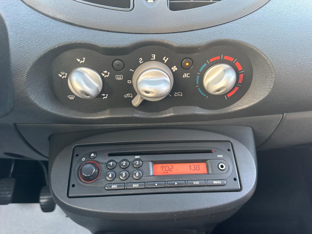 Renault Twingo 1.2 16V Dynamique