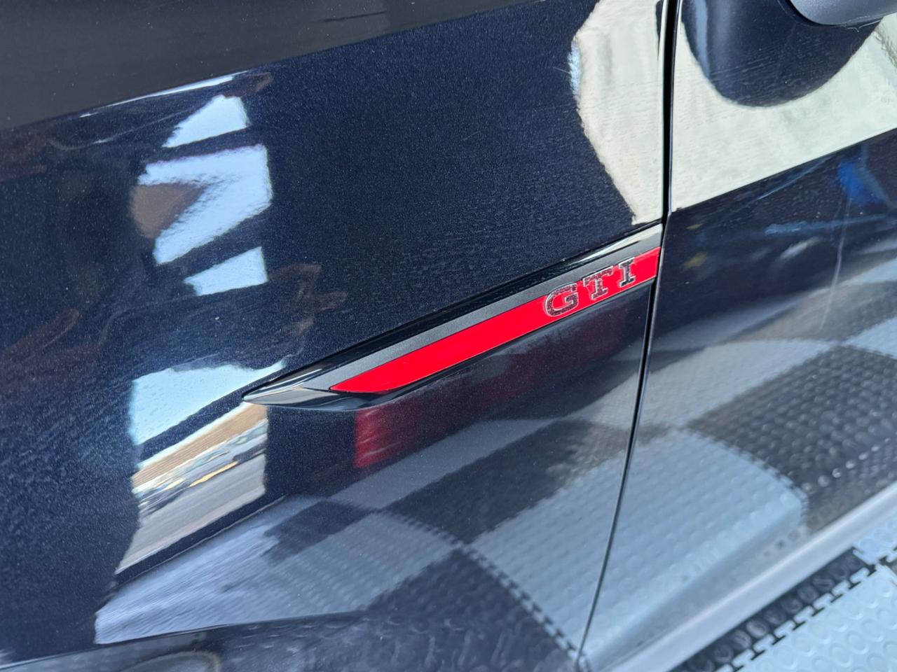 Volkswagen Golf 2.0 TSI GTI